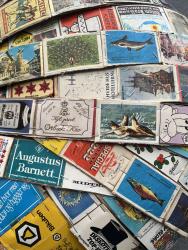 detalje, tændstiksæsker og genbrugspap